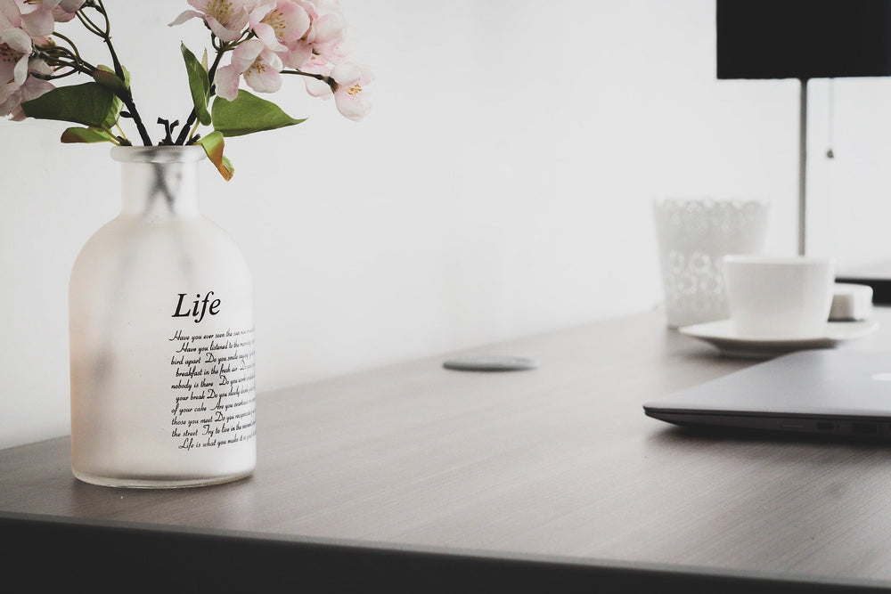 How to Choose Faux Florals That Look Amazingly Real