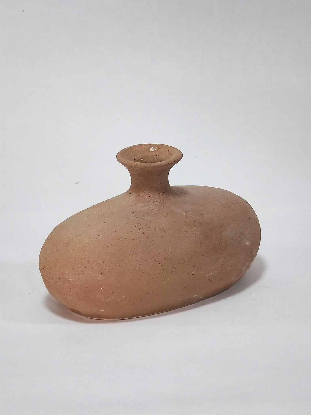 Earthy Pebble Vase - 1ocm