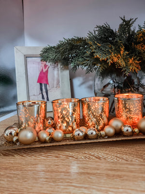 Set of Tealight Holders with Baubles and Small Tray